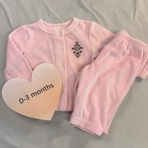 LIKE NEW Velour 0-3 month  2-piece outfit.
